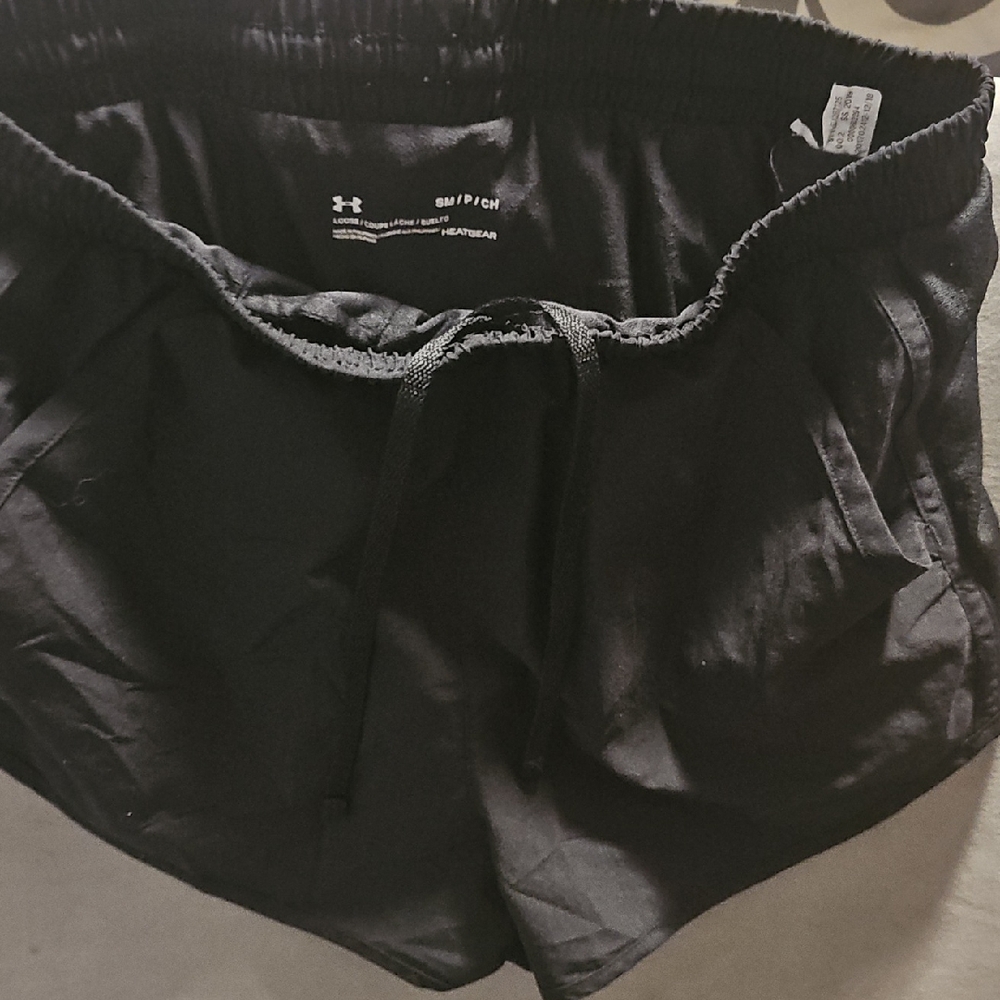 Under Armour Women's Black Athletic Running Shorts